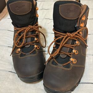 Like new Danner work boots size 11